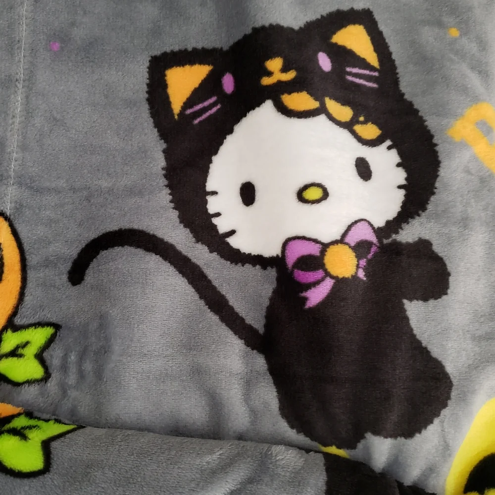 Hello Kitty Halloween Gray Plush Throw Blanket Sanrio 50x70